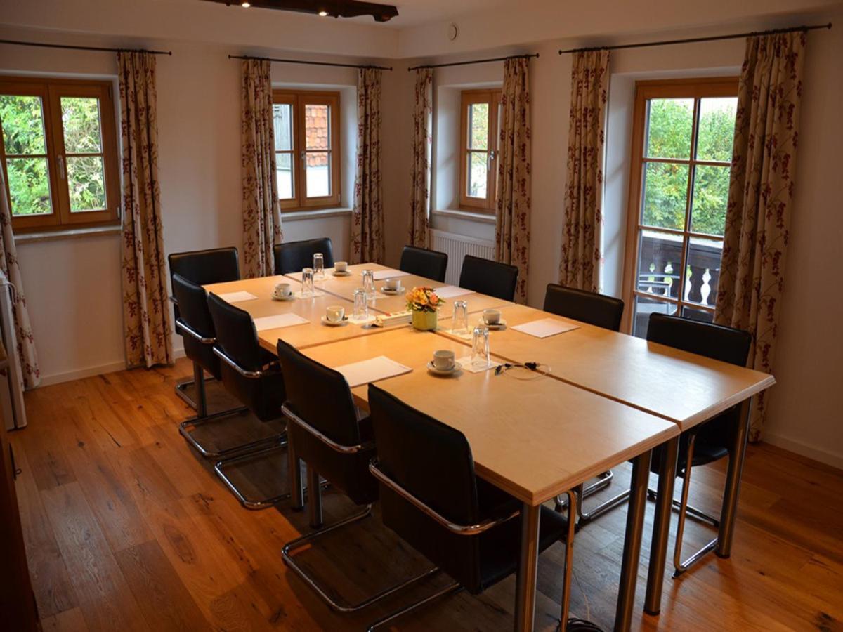 Landhof Angstl - Gaestezimmer Und Tagungsraum Höslwang المظهر الخارجي الصورة